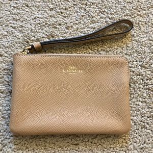 {Coach Wallet}